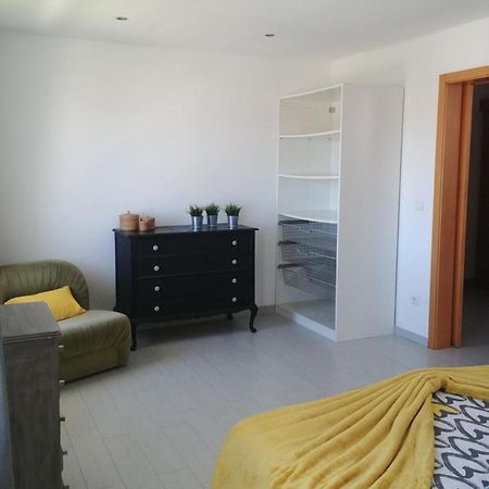 Pe N'Areia Gamboa Beach T1 Peniche Bagian luar foto