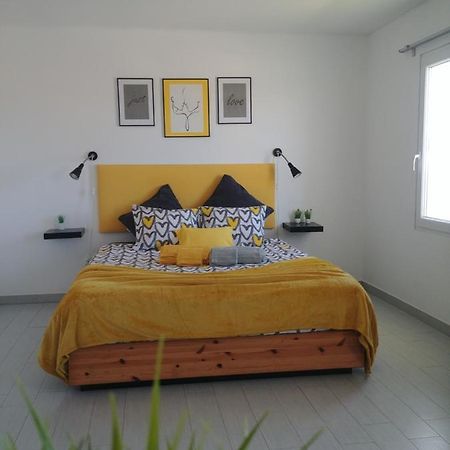 Pe N'Areia Gamboa Beach T1 Peniche Bagian luar foto