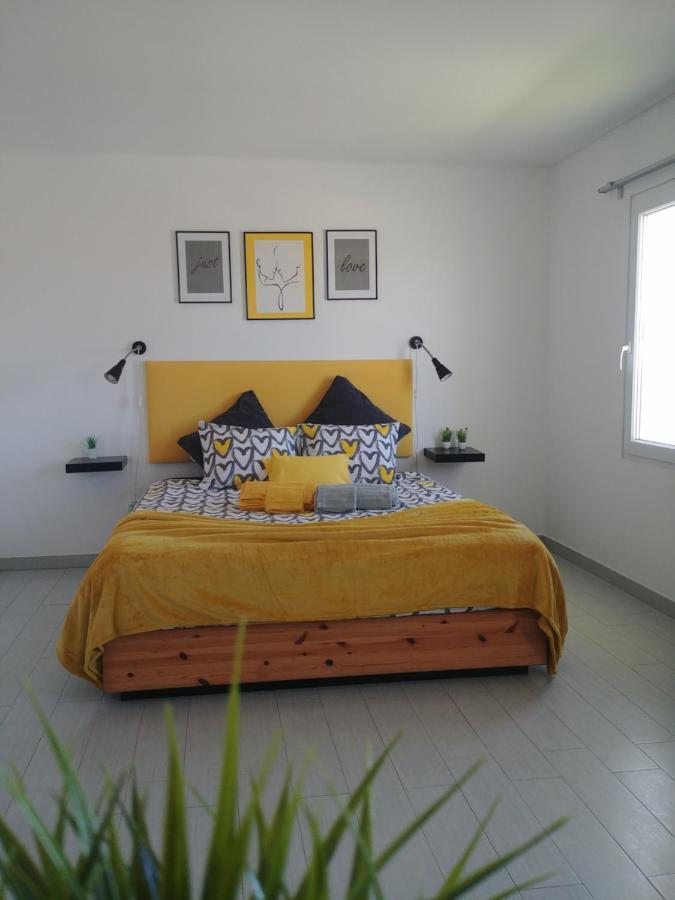 Pe N'Areia Gamboa Beach T1 Peniche Bagian luar foto